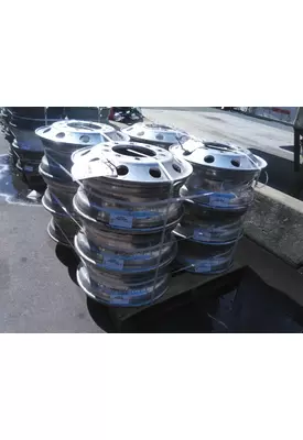 HUB PILOTED - ALUMINUM 22.5 X 8.25 WHEEL