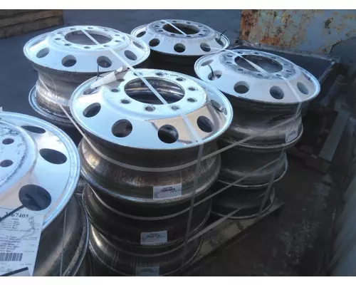 HUB PILOTED - ALUMINUM 22.5 X 8.25 WHEEL