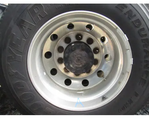 HUB PILOTED - ALUMINUM 22.5 X 8.25 WHEEL