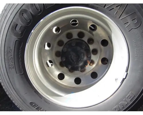 HUB PILOTED - ALUMINUM 22.5 X 8.25 WHEEL