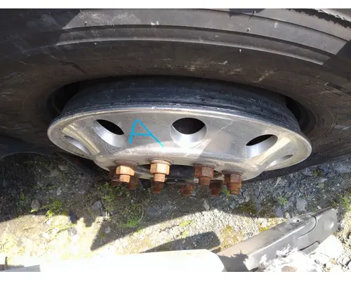 HUB PILOTED - ALUMINUM 22.5 X 8.25 WHEEL