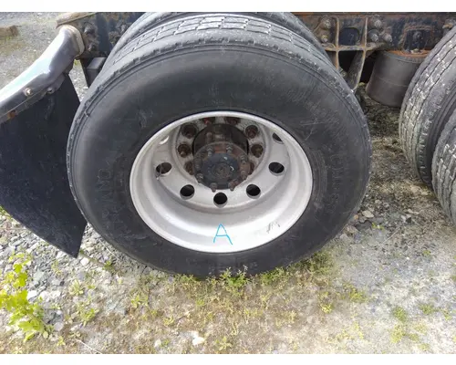 HUB PILOTED - ALUMINUM 22.5 X 8.25 WHEEL