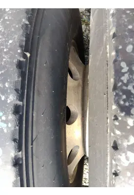 HUB PILOTED - ALUMINUM 22.5 X 8.25 WHEEL