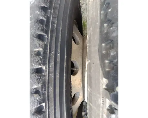 HUB PILOTED - ALUMINUM 22.5 X 8.25 WHEEL