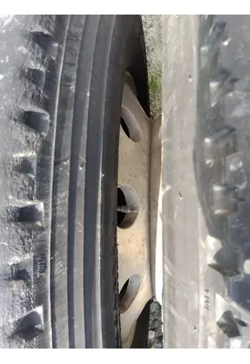 HUB PILOTED - ALUMINUM 22.5 X 8.25 WHEEL