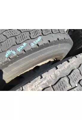 HUB PILOTED - ALUMINUM 22.5 X 8.25 WHEEL