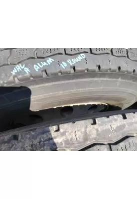 HUB PILOTED - ALUMINUM 22.5 X 8.25 WHEEL