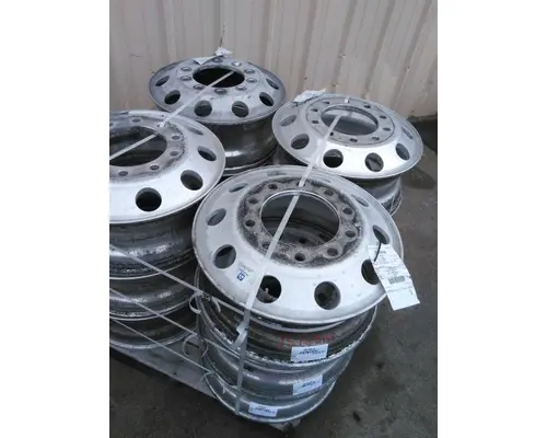 HUB PILOTED - ALUMINUM 22.5 X 8.25 WHEEL