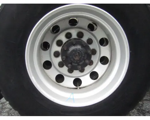 HUB PILOTED - ALUMINUM 22.5 X 8.25 WHEEL