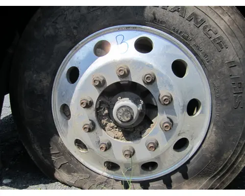 HUB PILOTED - ALUMINUM 22.5 X 8.25 WHEEL