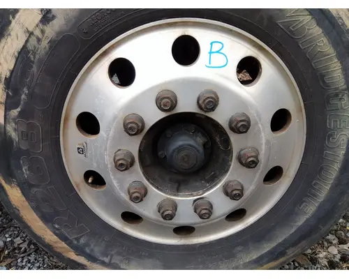 HUB PILOTED - ALUMINUM 22.5 X 8.25 WHEEL