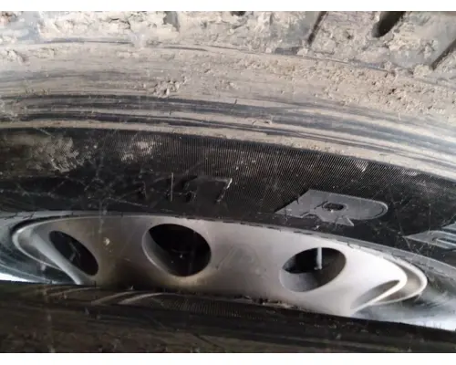 HUB PILOTED - ALUMINUM 22.5 X 8.25 WHEEL