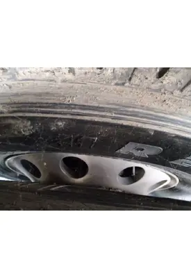 HUB PILOTED - ALUMINUM 22.5 X 8.25 WHEEL