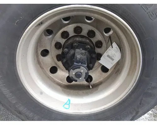 HUB PILOTED - ALUMINUM 22.5 X 8.25 WHEEL