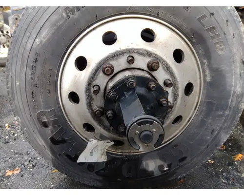 HUB PILOTED - ALUMINUM 22.5 X 8.25 WHEEL