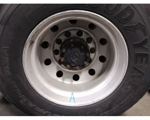 HUB PILOTED - ALUMINUM 22.5 X 8.25 WHEEL