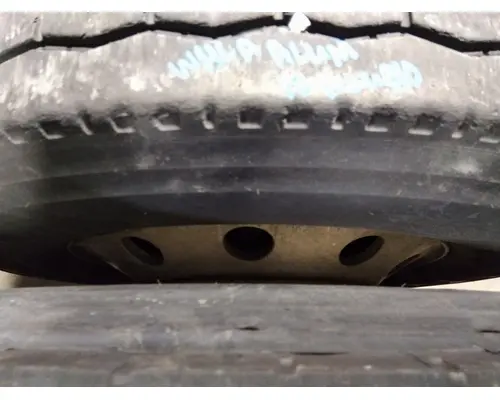 HUB PILOTED - ALUMINUM 22.5 X 8.25 WHEEL