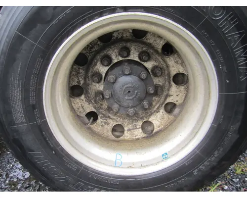 HUB PILOTED - ALUMINUM 22.5 X 8.25 WHEEL