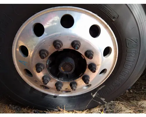 HUB PILOTED - ALUMINUM 22.5 X 8.25 WHEEL