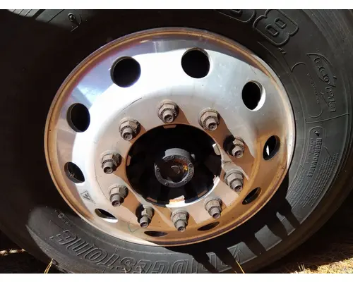 HUB PILOTED - ALUMINUM 22.5 X 8.25 WHEEL