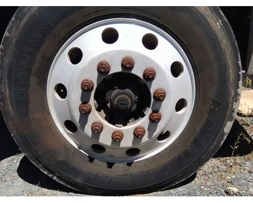 HUB PILOTED - ALUMINUM 22.5 X 8.25 WHEEL