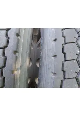 HUB PILOTED - ALUMINUM 22.5 X 8.25 WHEEL