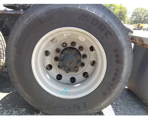 HUB PILOTED - ALUMINUM 22.5 X 8.25 WHEEL