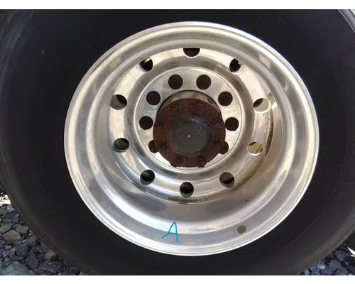 HUB PILOTED - ALUMINUM 22.5 X 8.25 WHEEL