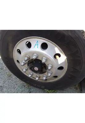 HUB PILOTED - ALUMINUM 22.5 X 8.25 WHEEL