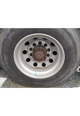 HUB PILOTED - ALUMINUM 22.5 X 8.25 WHEEL