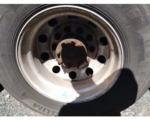 HUB PILOTED - ALUMINUM 22.5 X 8.25 WHEEL