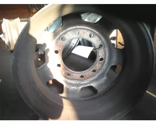 HUB PILOTED - ALUMINUM 22.5 X 8.25 WHEEL