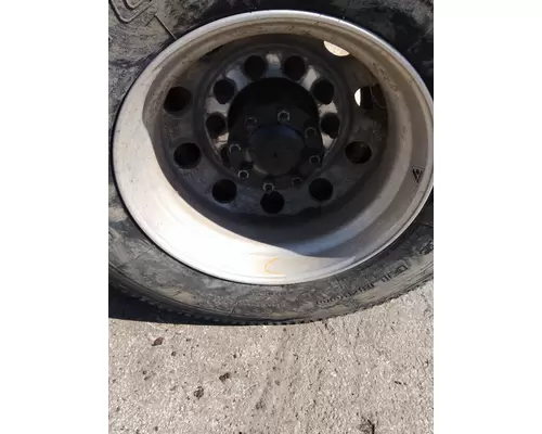 HUB PILOTED - ALUMINUM 22.5 X 8.25 WHEEL