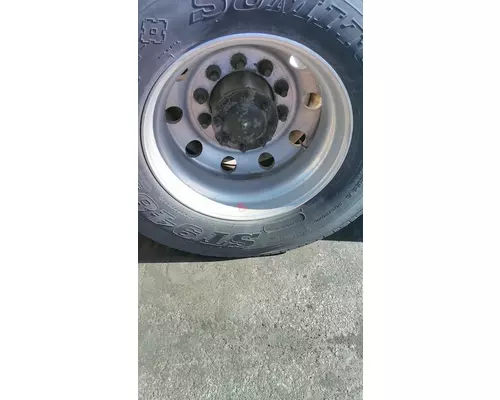 HUB PILOTED - ALUMINUM 22.5 X 8.25 WHEEL