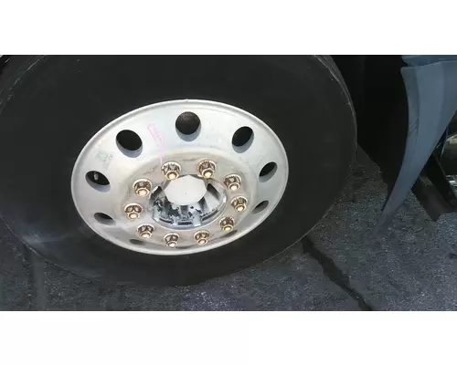 HUB PILOTED - ALUMINUM 22.5 X 8.25 WHEEL