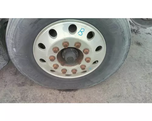 HUB PILOTED - ALUMINUM 22.5 X 8.25 WHEEL