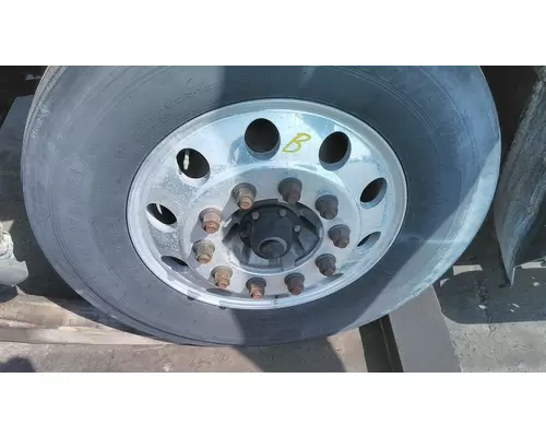 HUB PILOTED - ALUMINUM 22.5 X 8.25 WHEEL