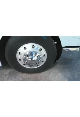 HUB PILOTED - ALUMINUM 22.5 X 8.25 WHEEL