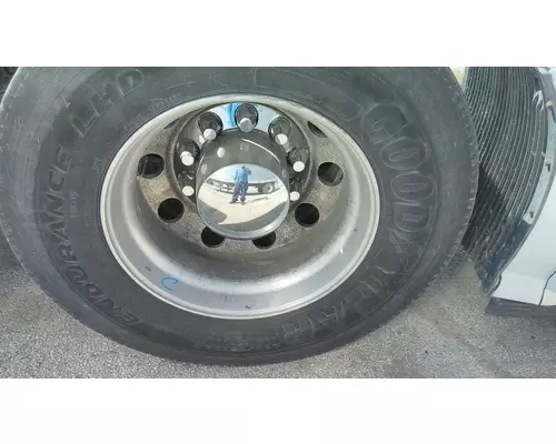 HUB PILOTED - ALUMINUM 22.5 X 8.25 WHEEL