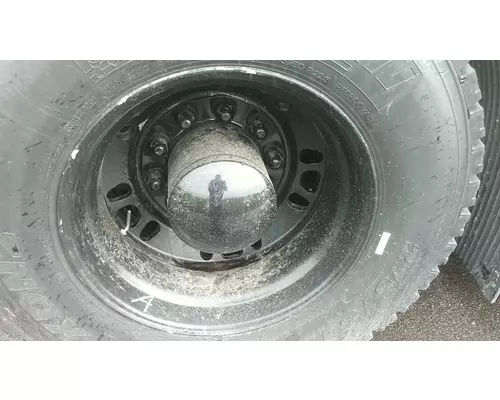 HUB PILOTED - ALUMINUM 22.5 X 8.25 WHEEL