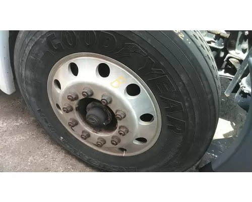 HUB PILOTED - ALUMINUM 22.5 X 8.25 WHEEL