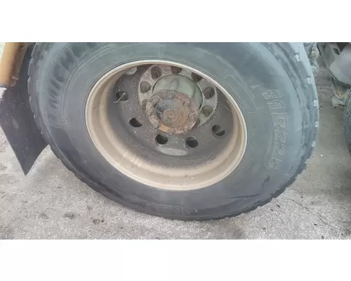 HUB PILOTED - ALUMINUM 22.5 X 8.25 WHEEL