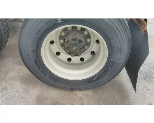 HUB PILOTED - ALUMINUM 22.5 X 8.25 WHEEL