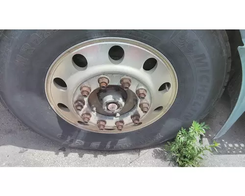 HUB PILOTED - ALUMINUM 22.5 X 8.25 WHEEL