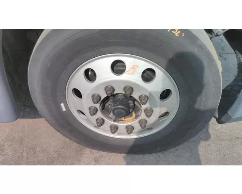 HUB PILOTED - ALUMINUM 22.5 X 8.25 WHEEL