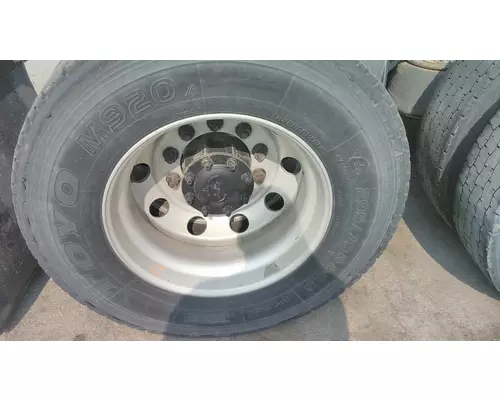 HUB PILOTED - ALUMINUM 22.5 X 8.25 WHEEL
