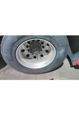 HUB PILOTED - ALUMINUM 22.5 X 8.25 WHEEL