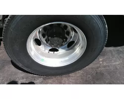 HUB PILOTED - ALUMINUM 22.5 X 8.25 WHEEL
