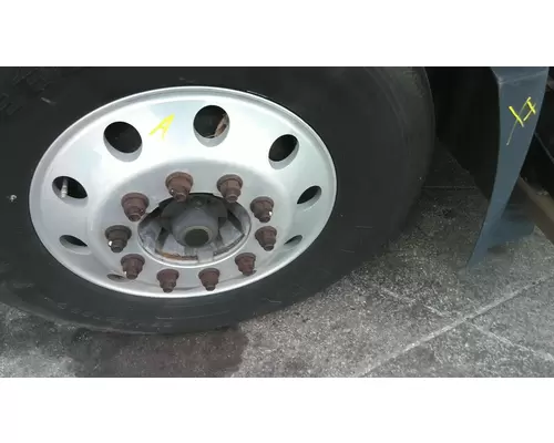 HUB PILOTED - ALUMINUM 22.5 X 8.25 WHEEL