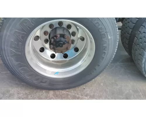 HUB PILOTED - ALUMINUM 22.5 X 8.25 WHEEL